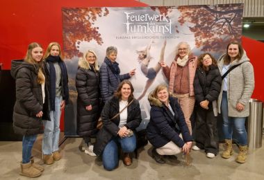 FeuerwerkderTurnkunst2024 1000.thcr.380x260