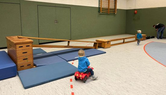 Kinderturnen 02.thcr.551x316