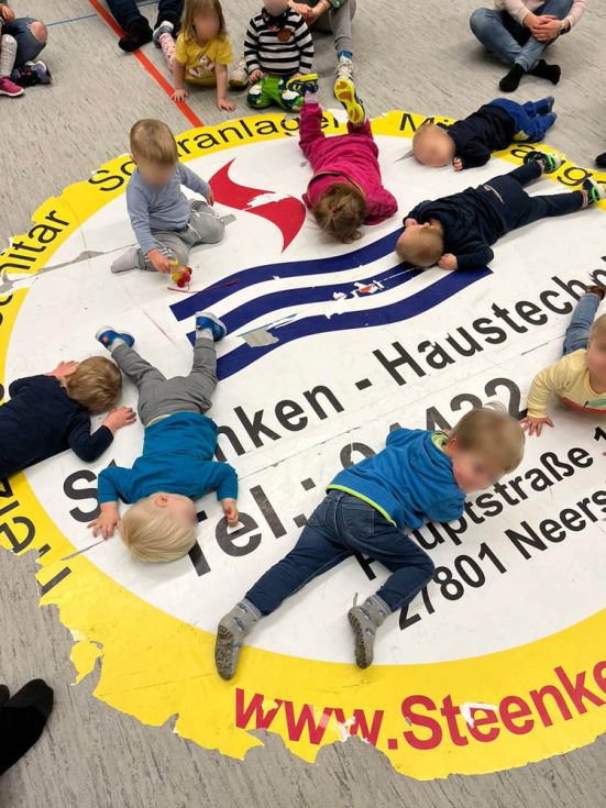 Kinderturnen 03.thcr.551x735