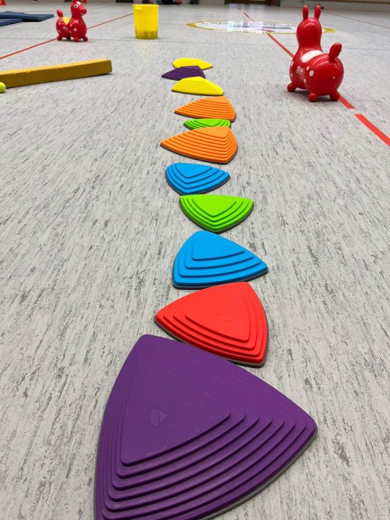 Kinderturnen 04.thcr.551x735