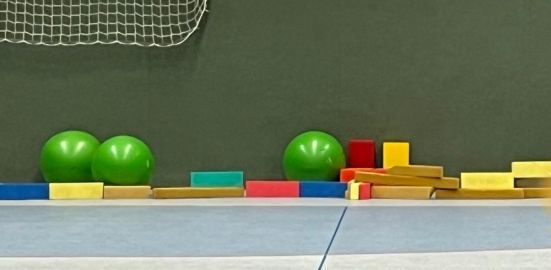 Schaumstoffwand.thcr.551x270